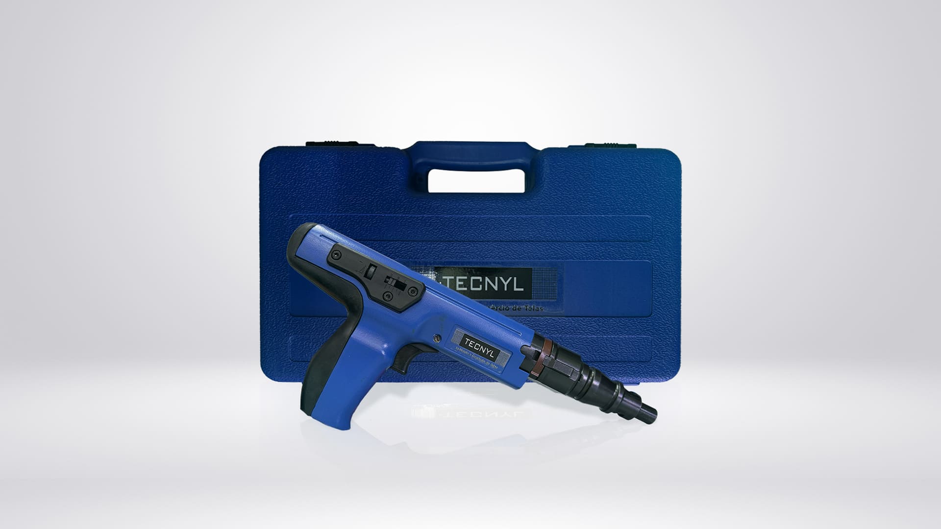 tecnyl_img_ferramenta de fixacao_c